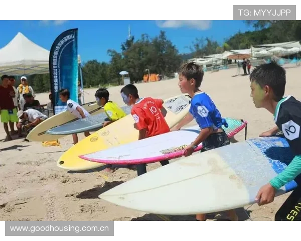 2025年尾波冲浪世界杯圆满收官海口展现国际滨海体育独特魅力 2025年尾波冲浪世界杯圆满收官海口展现国际滨海体育独特魅力