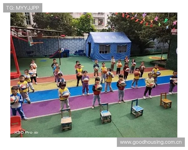 周一周四小杨欢乐互动表演准时上线精彩不断陪你度过美好时光 周一周四小杨欢乐互动表演准时上线精彩不断陪你度过美好时光