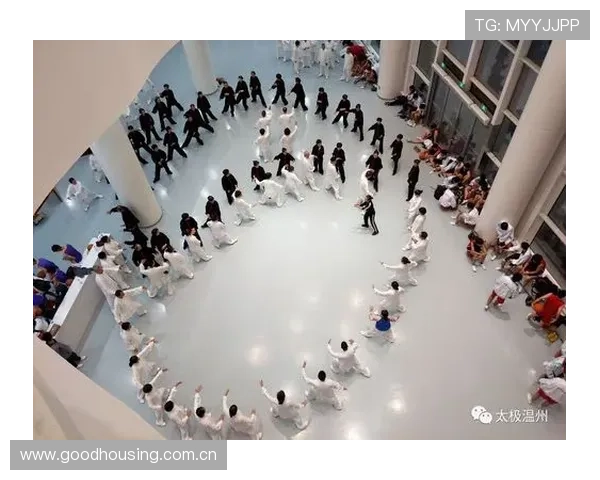 候场区的静默与心跳 台上三分钟前的讲书人深情瞬间 候场区的静默与心跳 台上三分钟前的讲书人深情瞬间