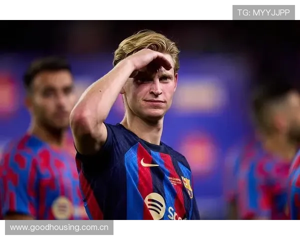 巴萨恢复训练备战莱万特 德容因个人事务缺席训练 巴萨恢复训练备战莱万特 德容因个人事务缺席训练